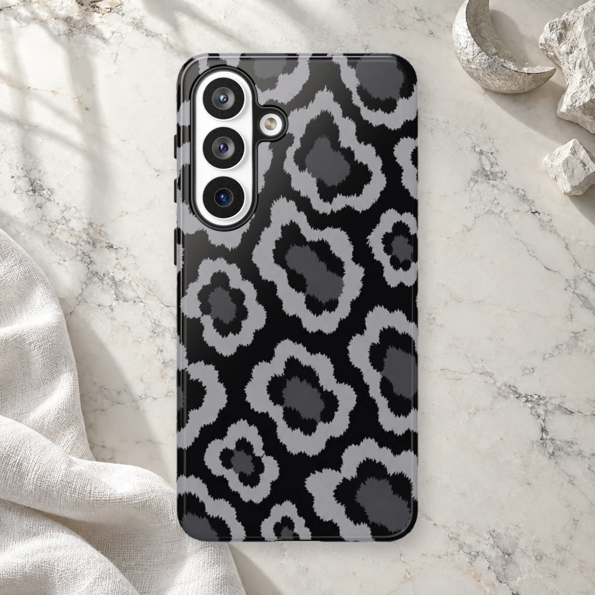 Black Leopard phone case print