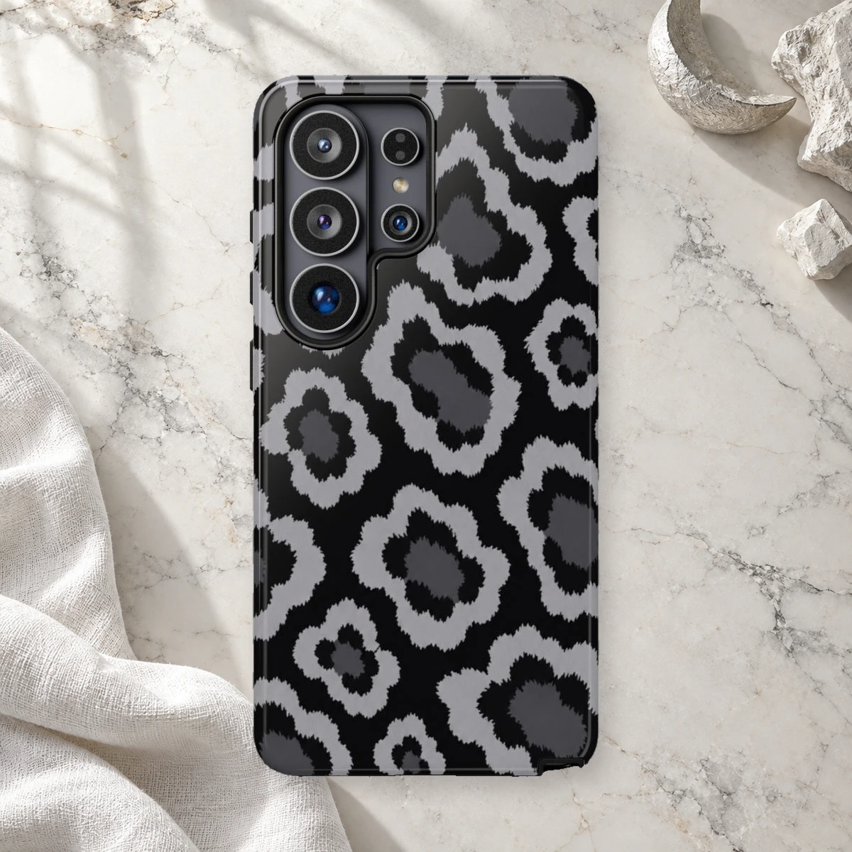 Black Leopard phone case print
