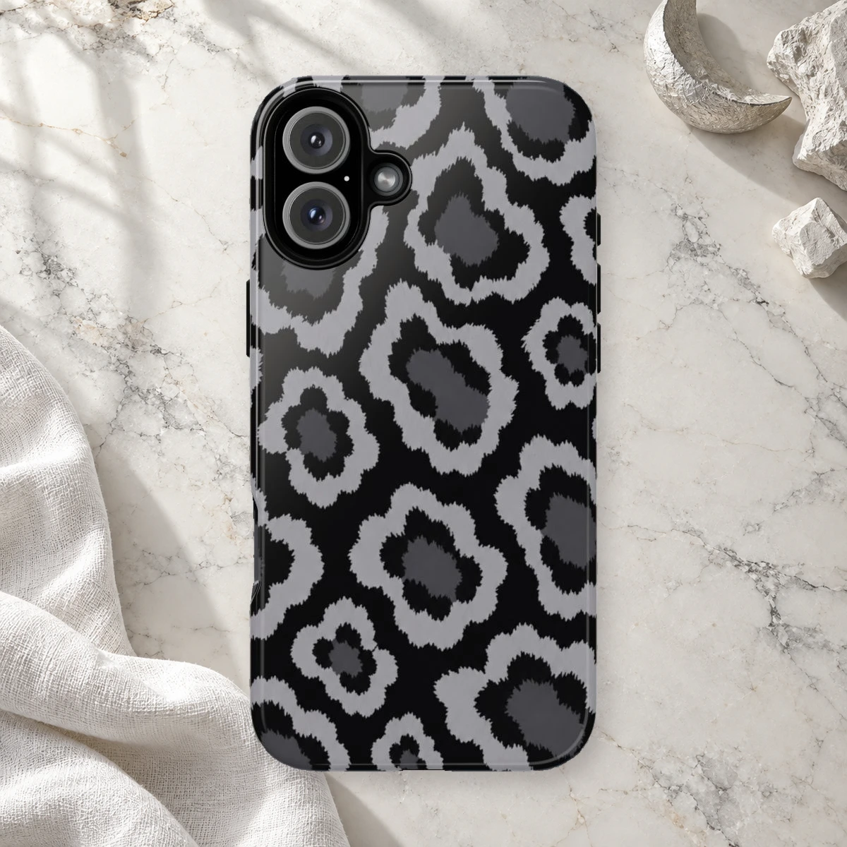 Black Leopard phone case print