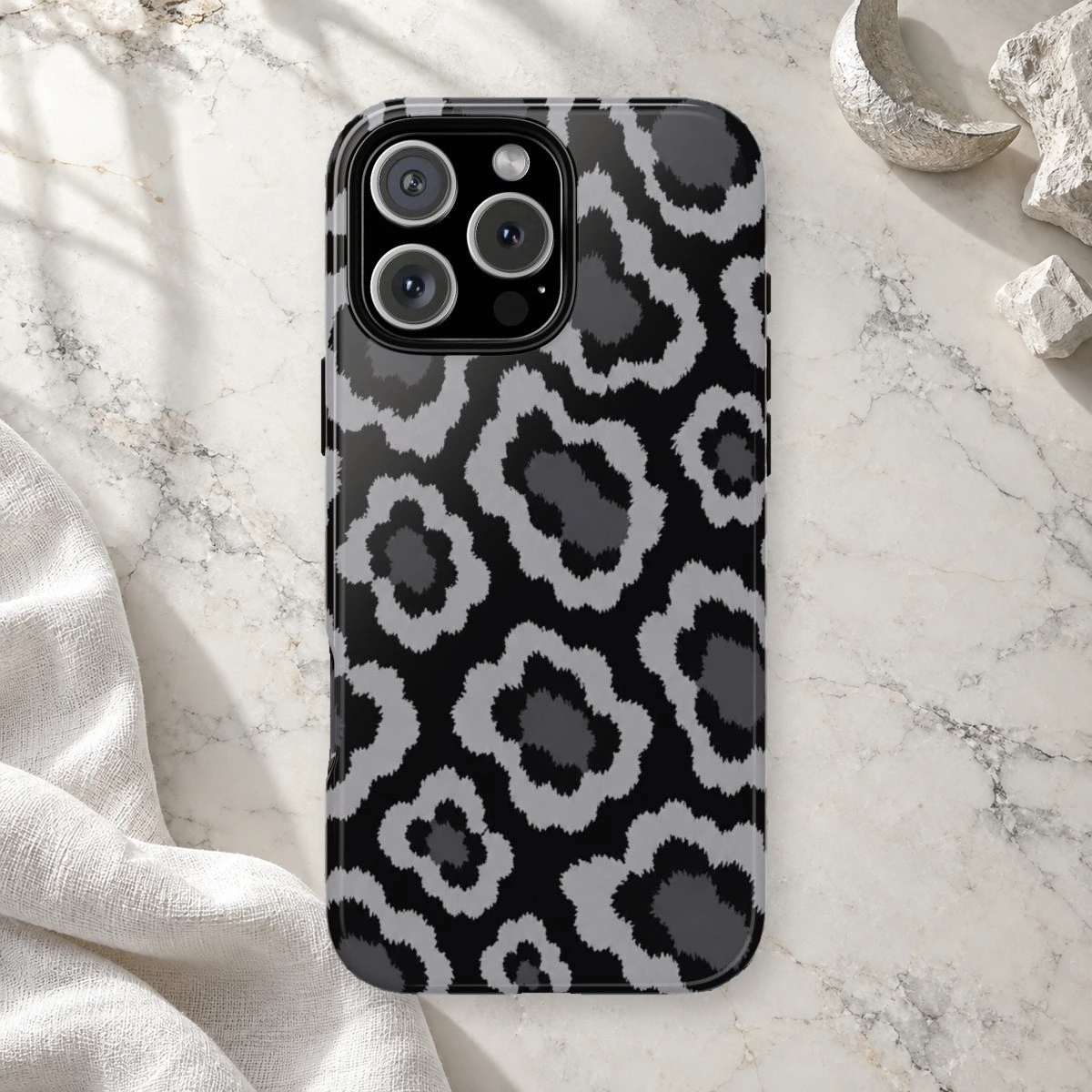 Black Leopard phone case print