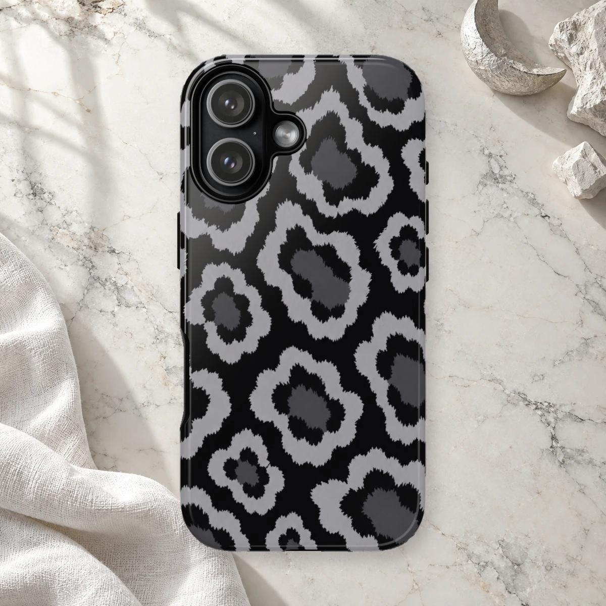 Black Leopard phone case print