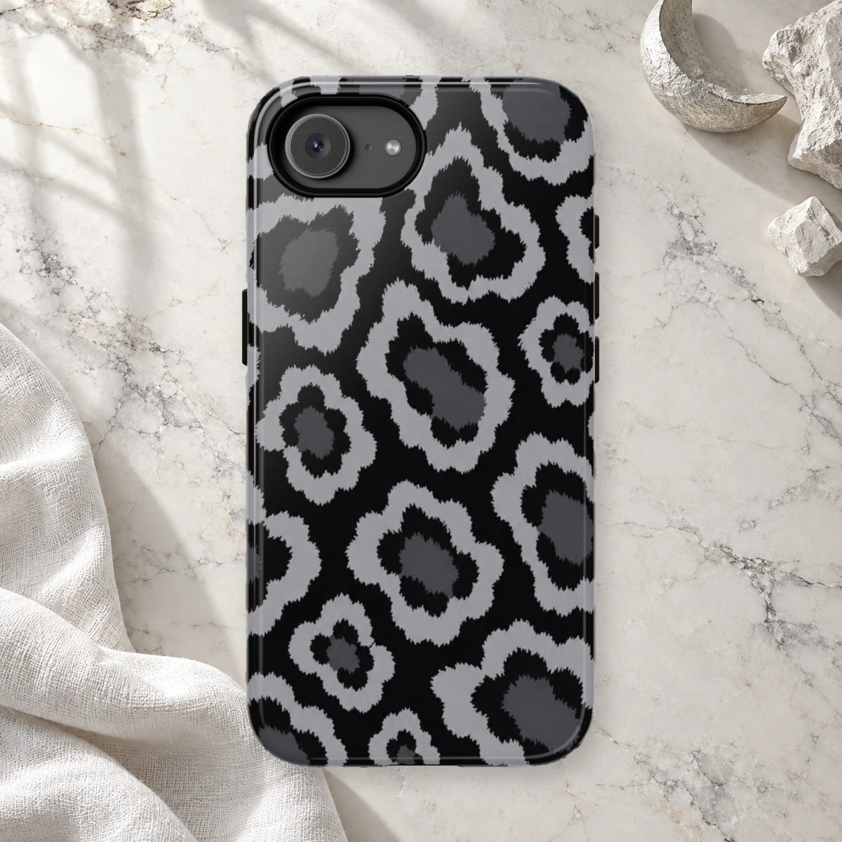 Black Leopard phone case print