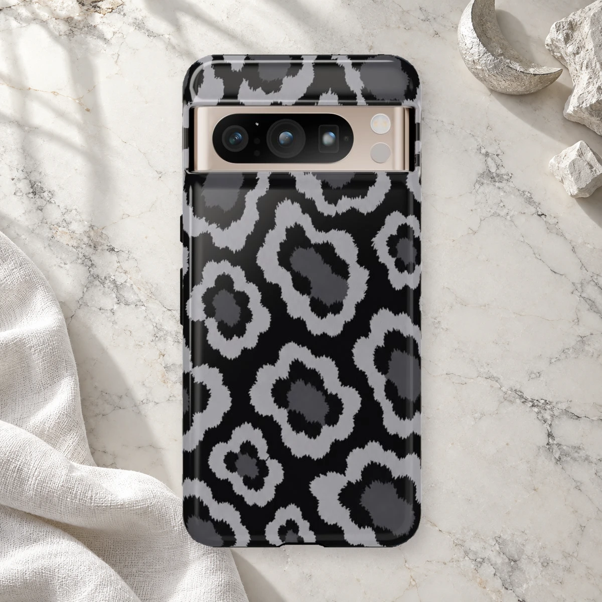 Black Leopard phone case print
