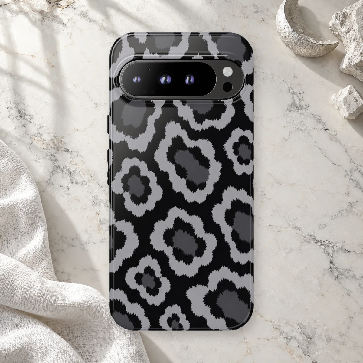 Black Leopard phone case print