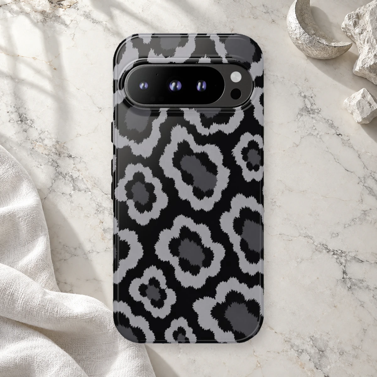 Black Leopard phone case print