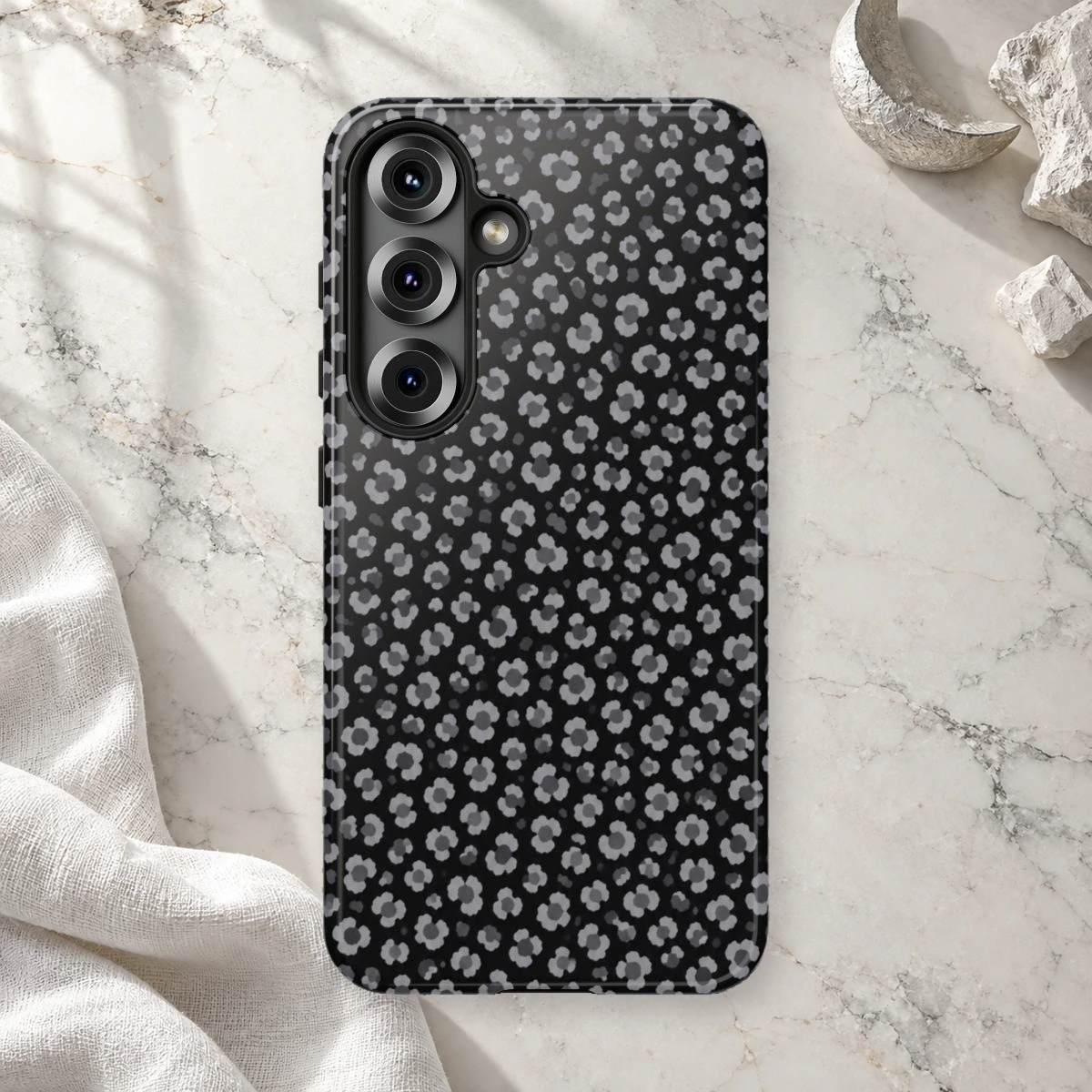 Black Leopard phone case print