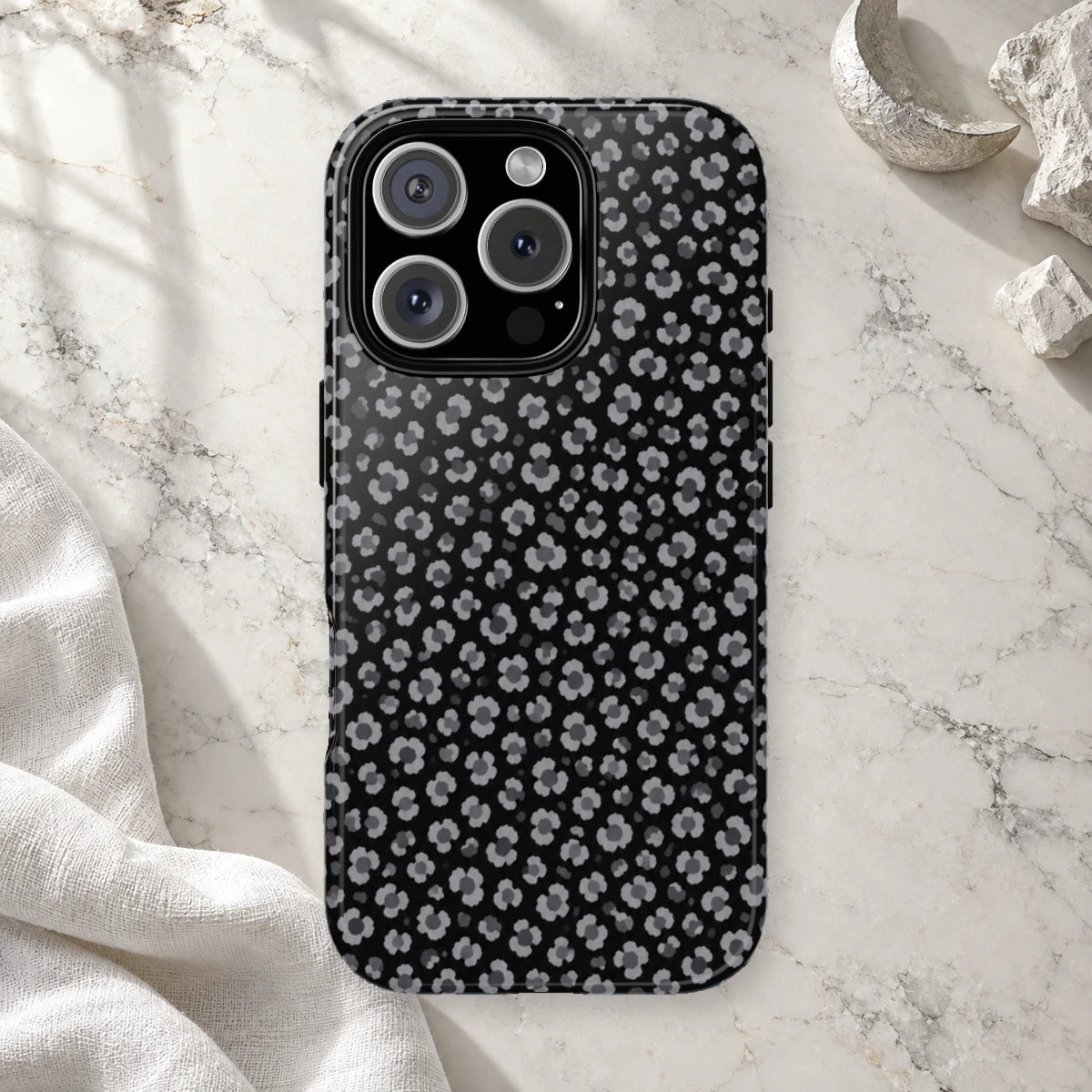 Black Leopard phone case print