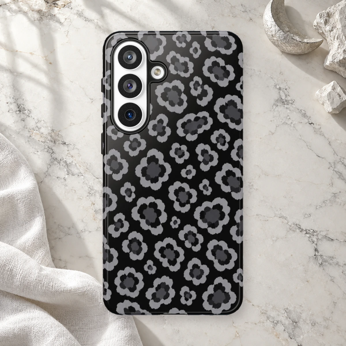 Black Leopard phone case print