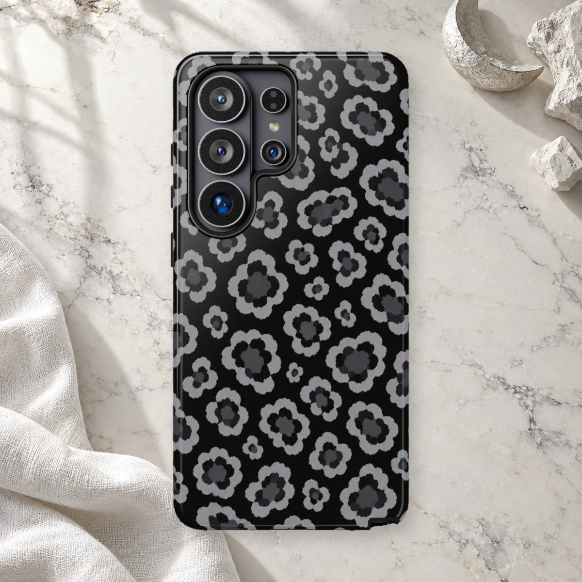 Black Leopard phone case print