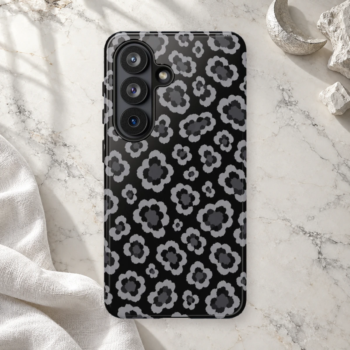 Black Leopard phone case print