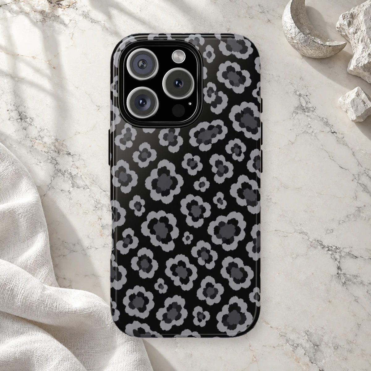 Black Leopard phone case print