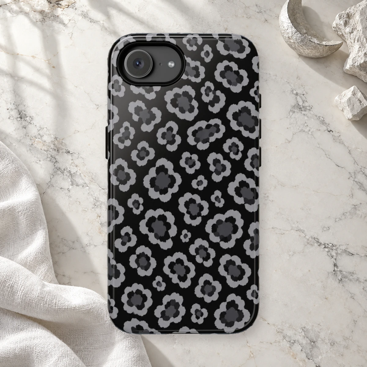 Black Leopard phone case print