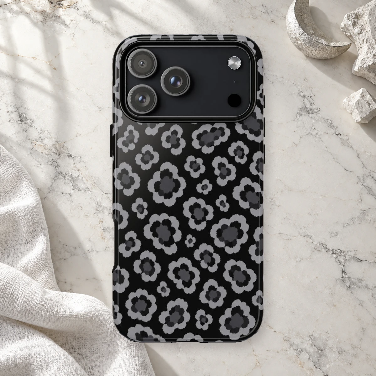 Black Leopard phone case print