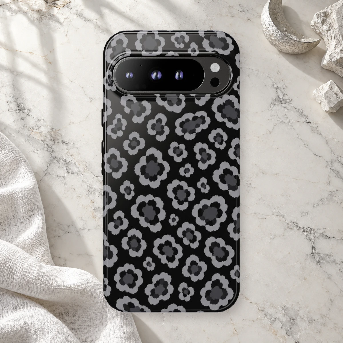 Black Leopard phone case print