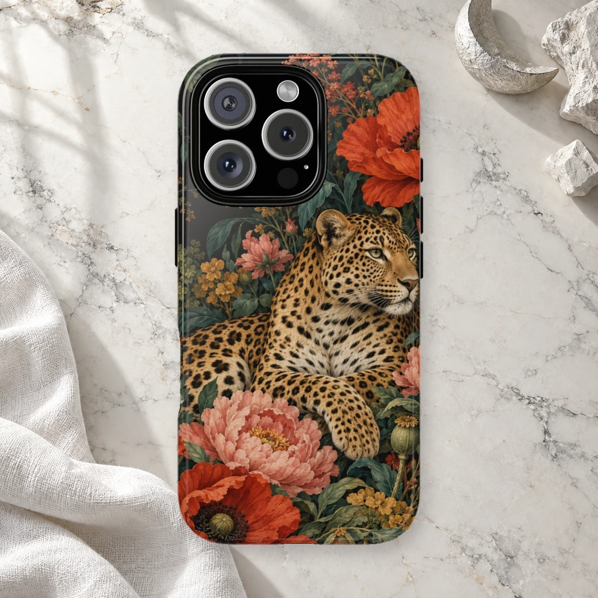 Statement Leopard phone case print