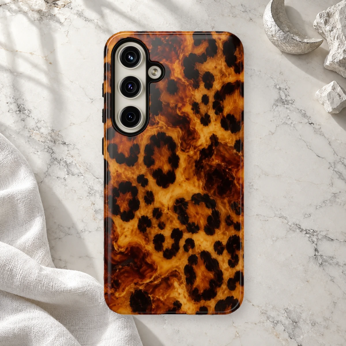 Statement Leopard phone case print