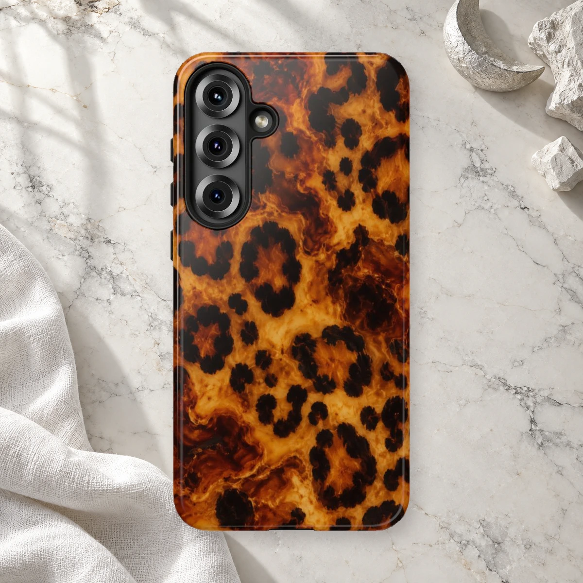 Statement Leopard phone case print