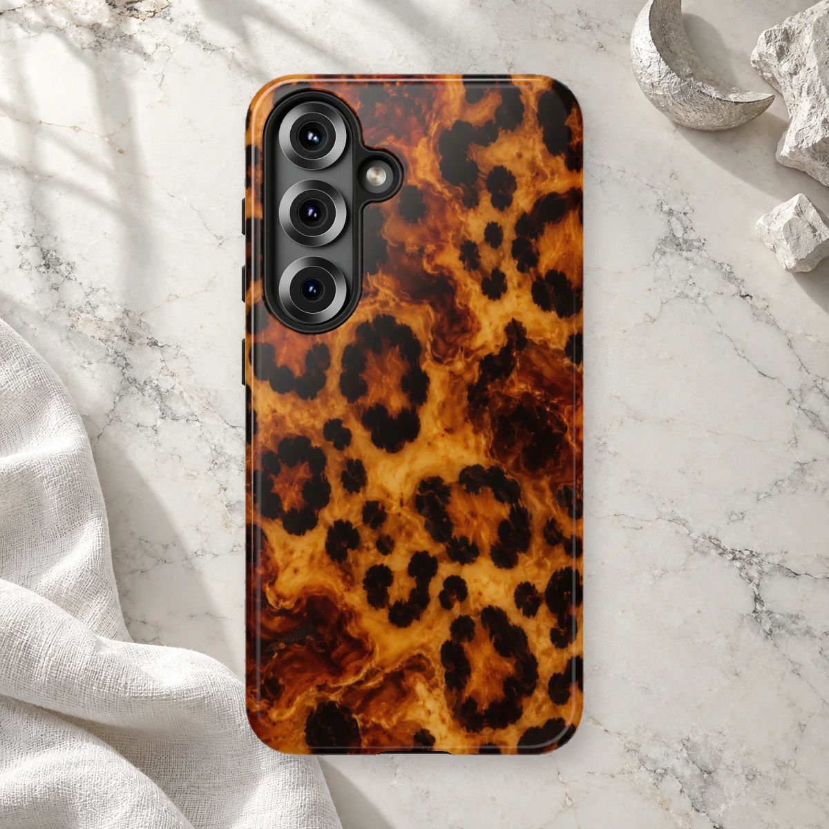 Statement Leopard phone case print