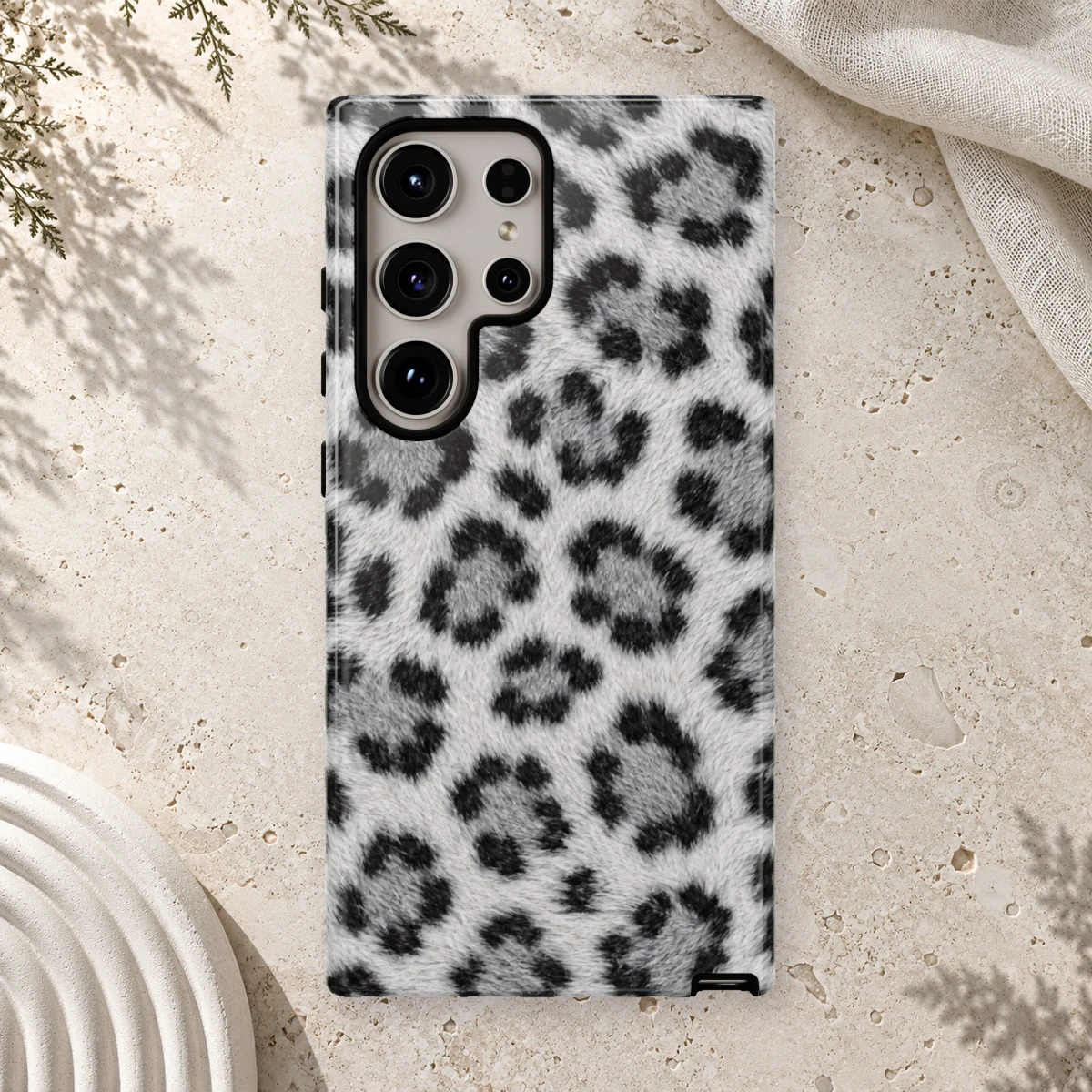 White Leopard phone case print