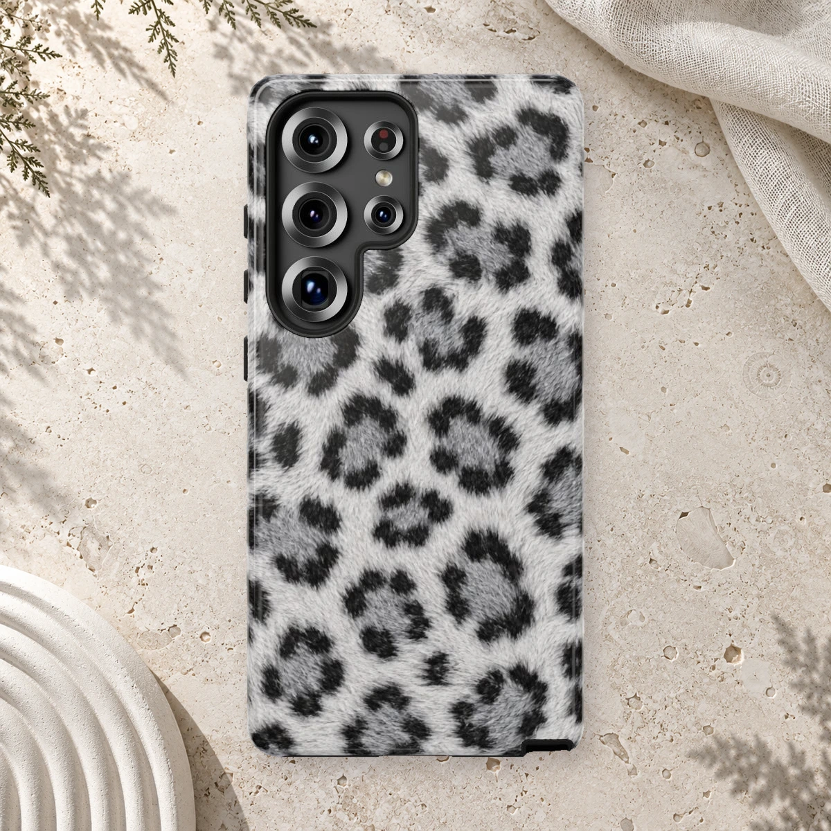 White Leopard phone case print