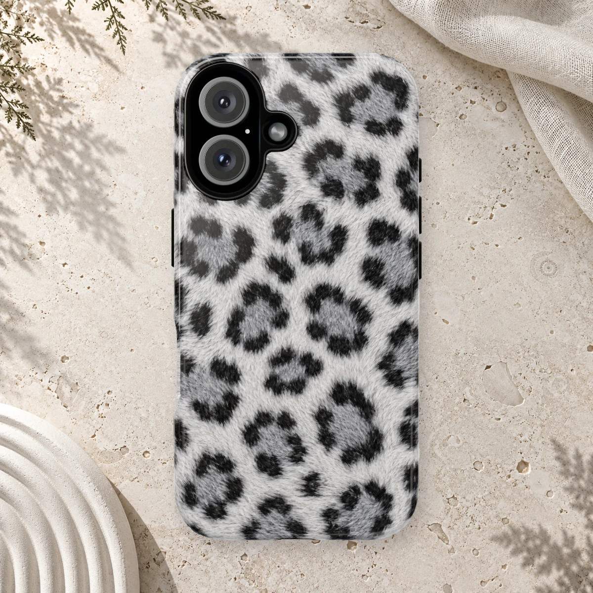 White Leopard phone case print