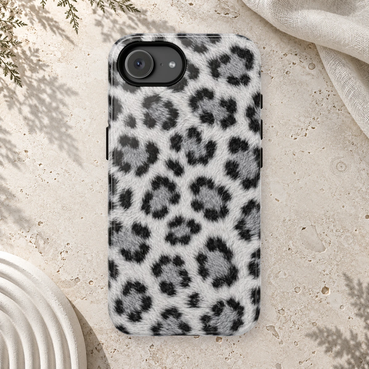 White Leopard phone case print