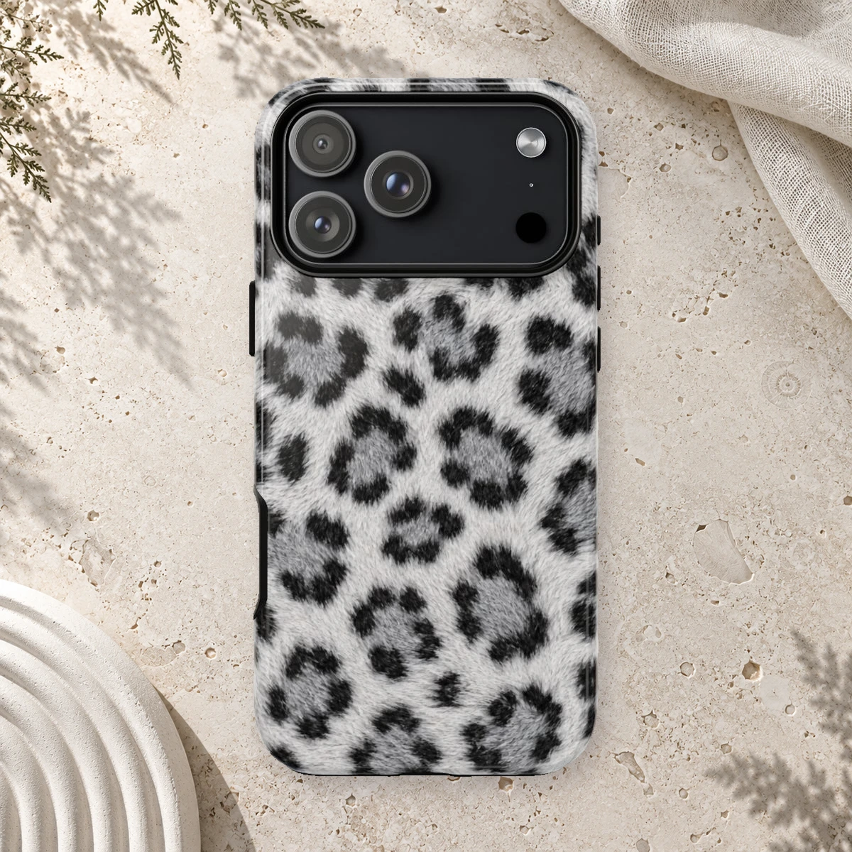 White Leopard phone case print