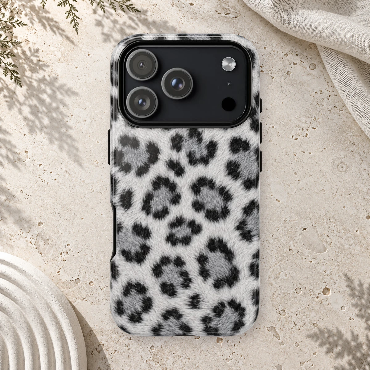 White Leopard phone case print