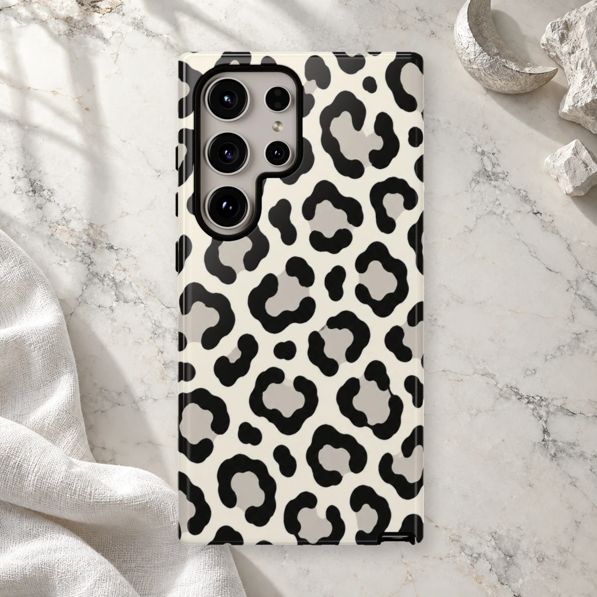 White Leopard phone case print