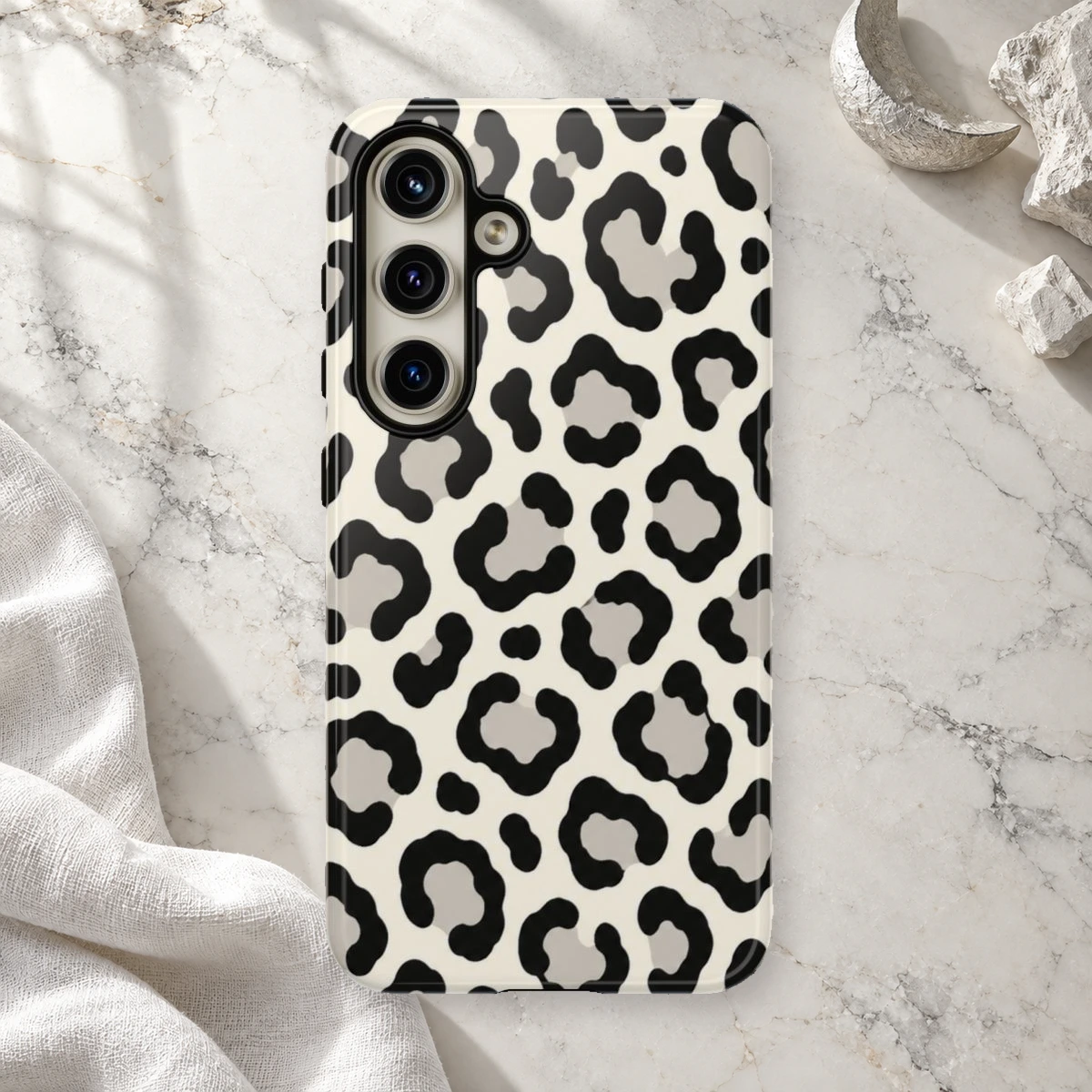White Leopard phone case print