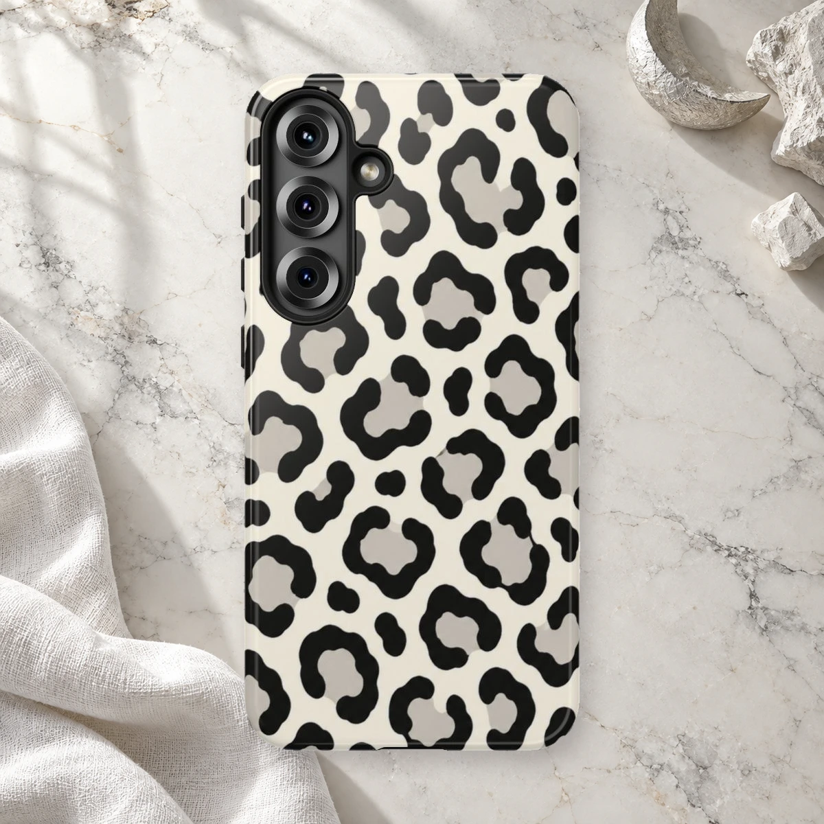 White Leopard phone case print
