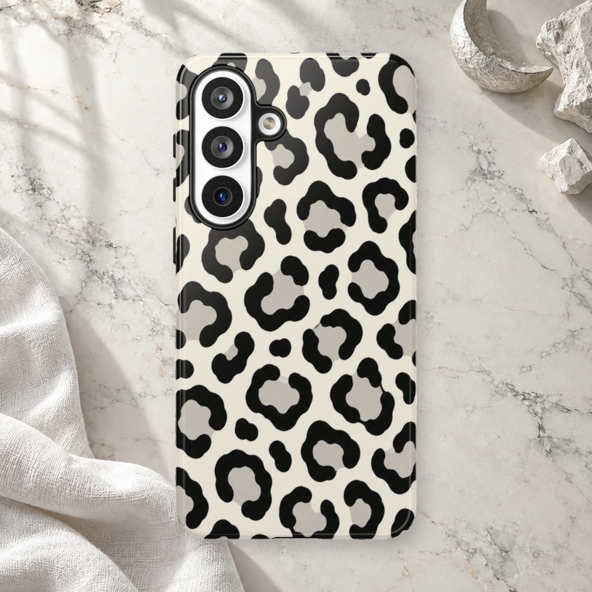 White Leopard phone case print