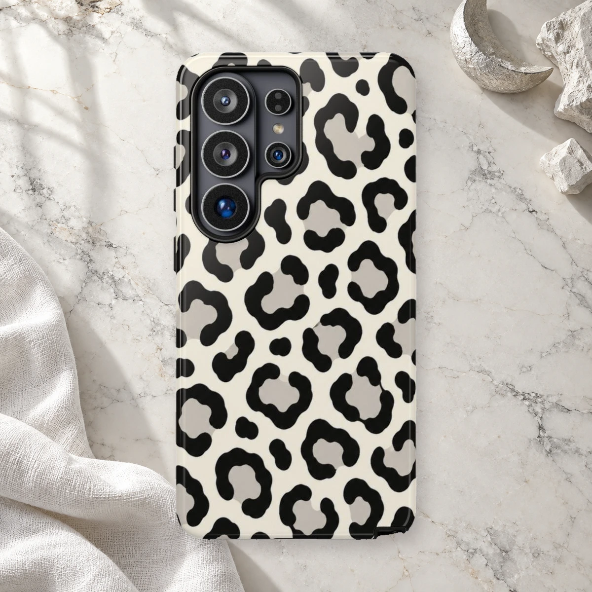 White Leopard phone case print