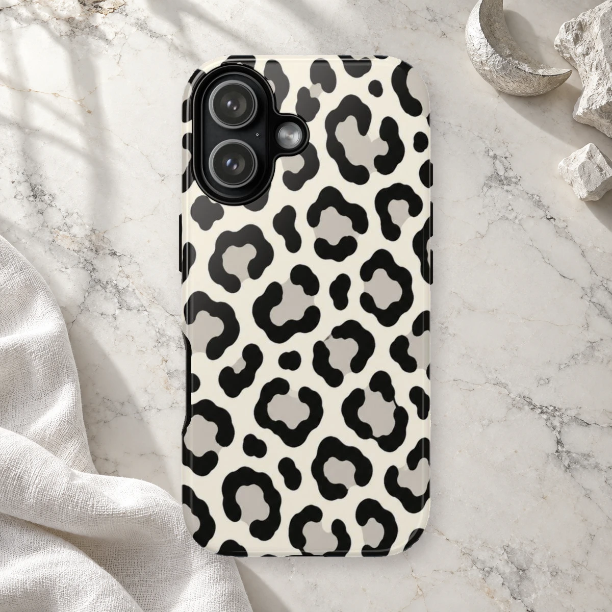 White Leopard phone case print