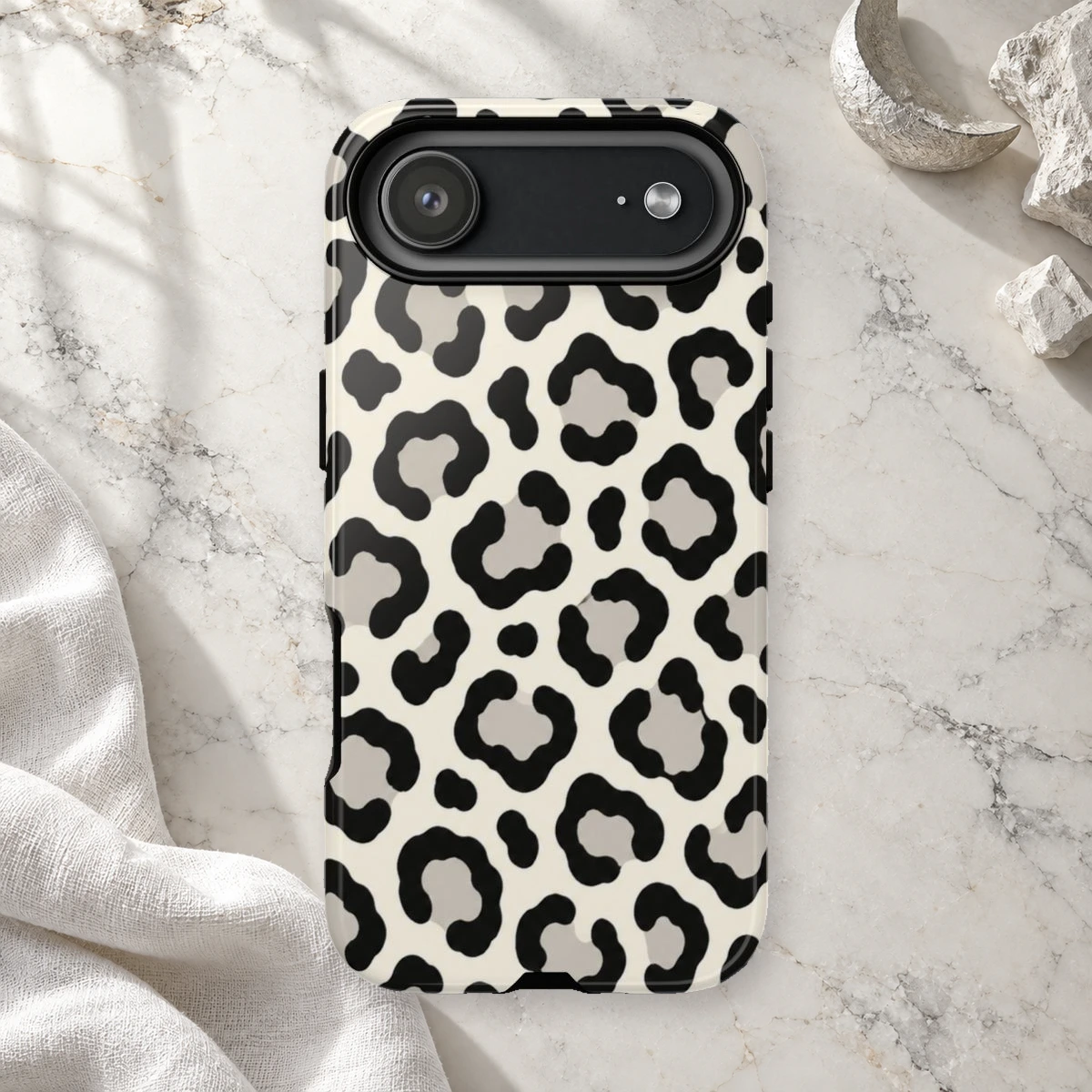 White Leopard phone case print