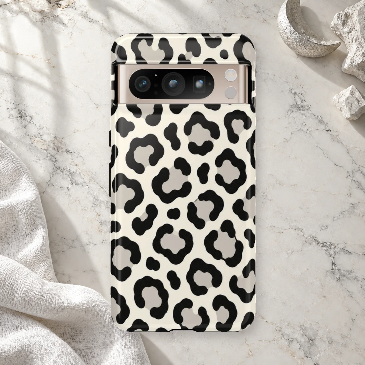 White Leopard phone case print