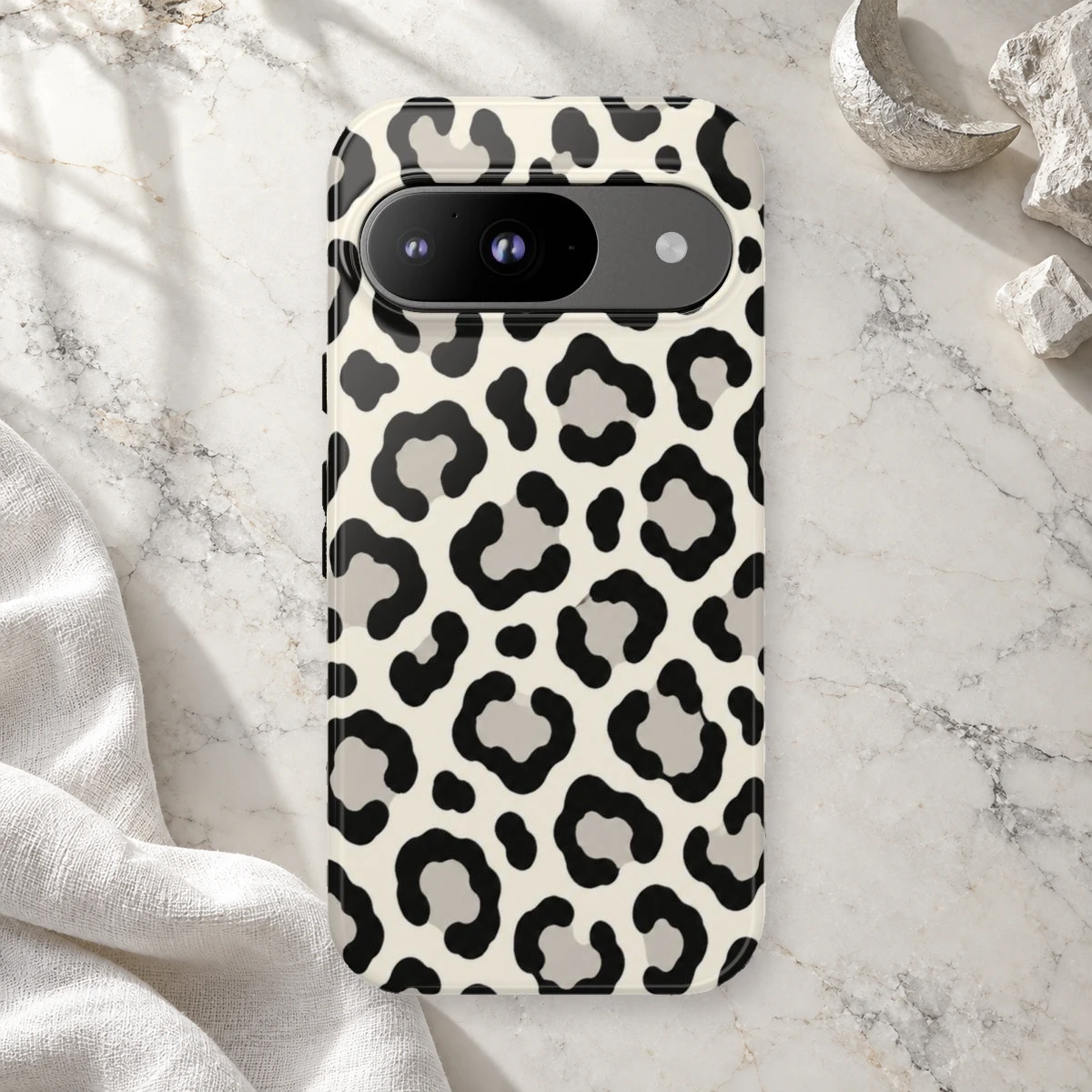 White Leopard phone case print