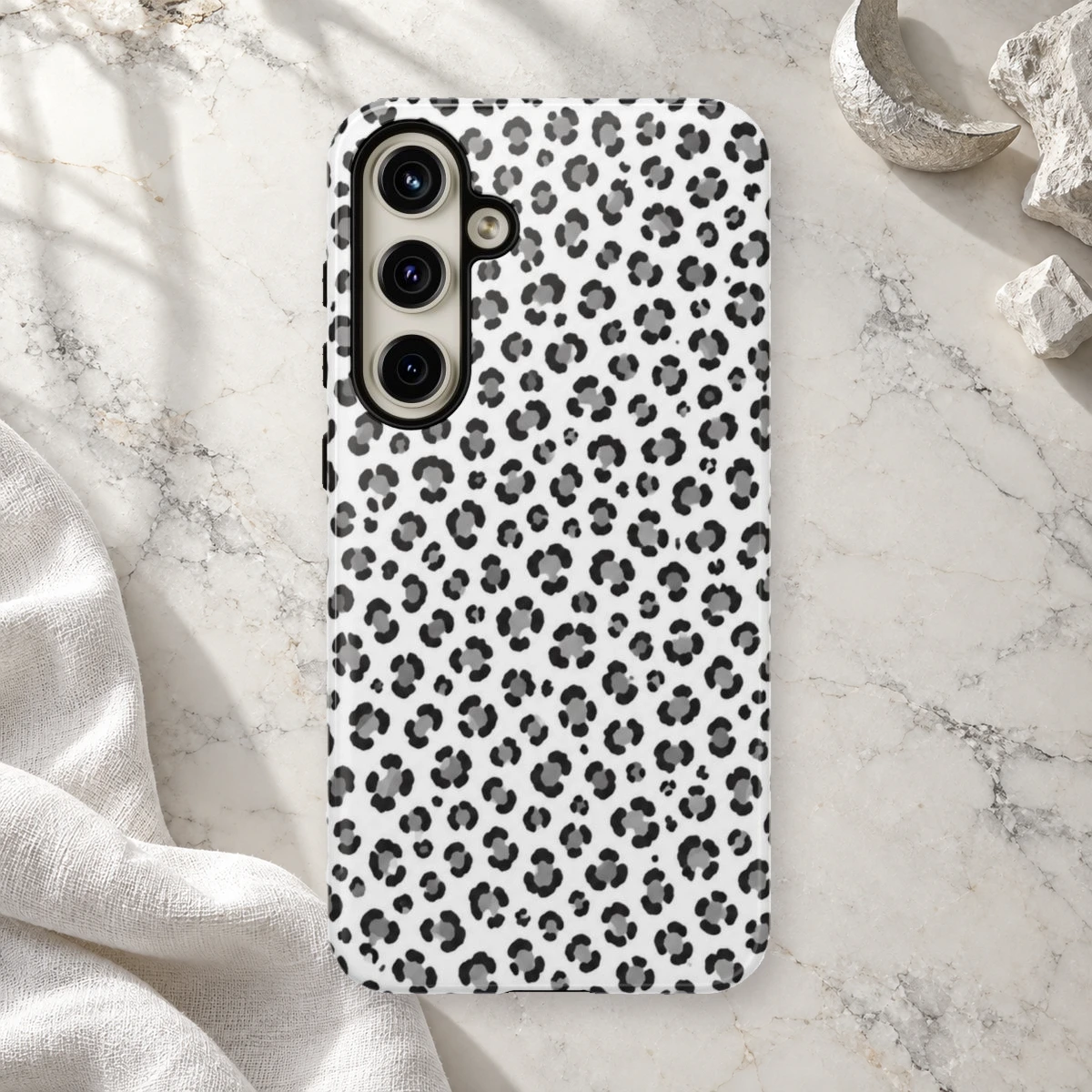 White Leopard phone case print