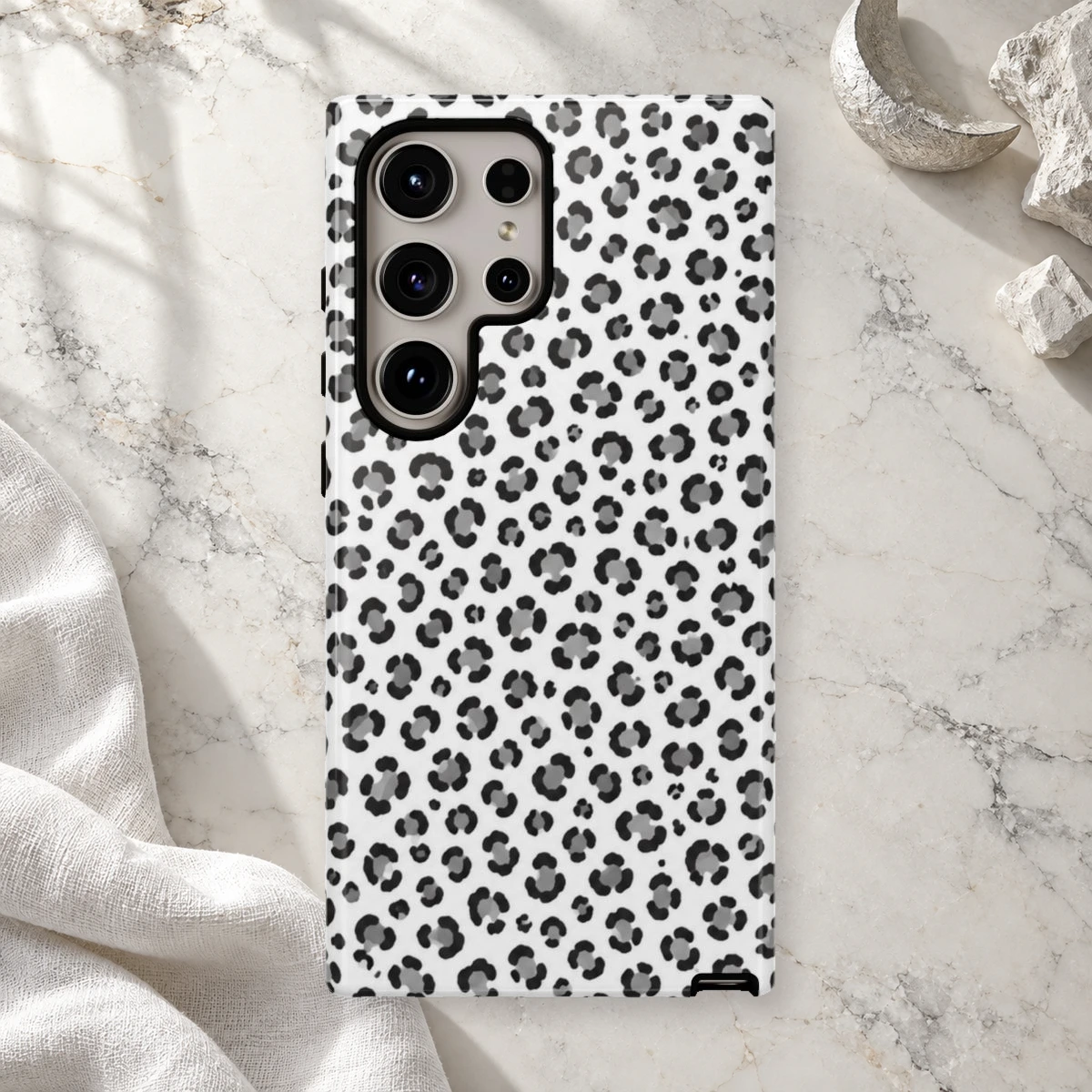 White Leopard phone case print