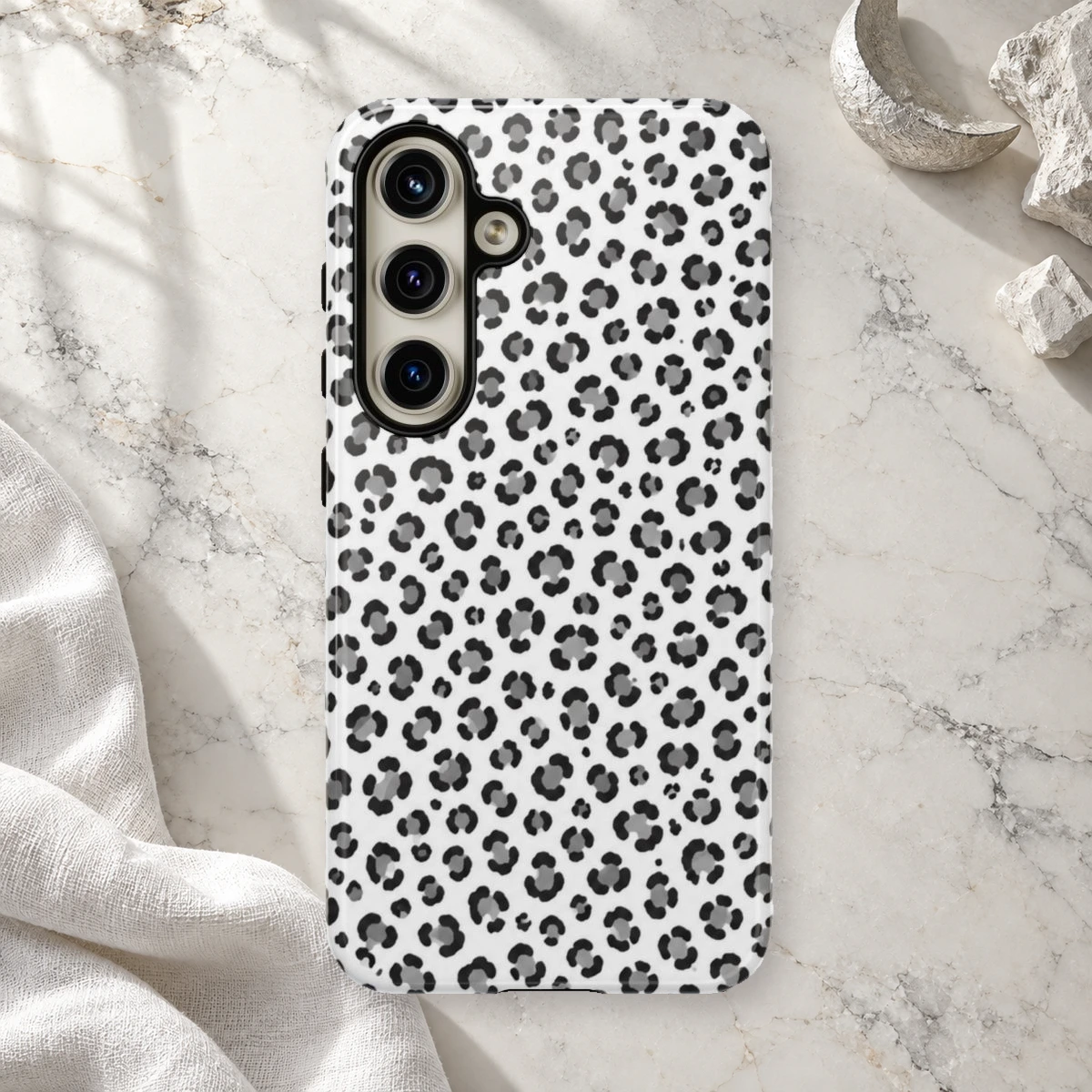White Leopard phone case print