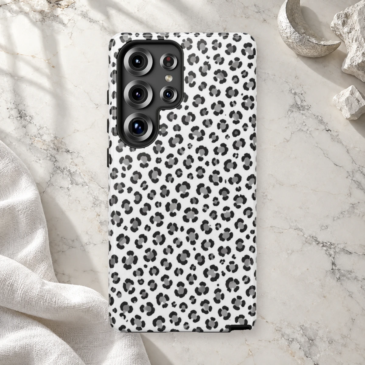 White Leopard phone case print