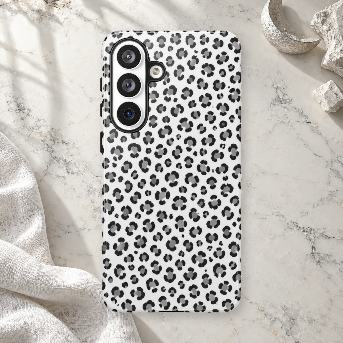 White Leopard phone case print