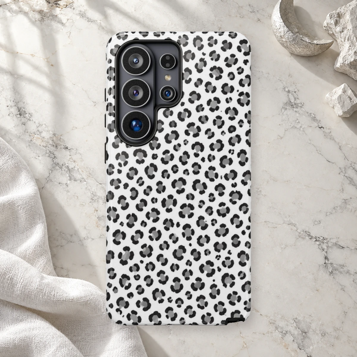 White Leopard phone case print
