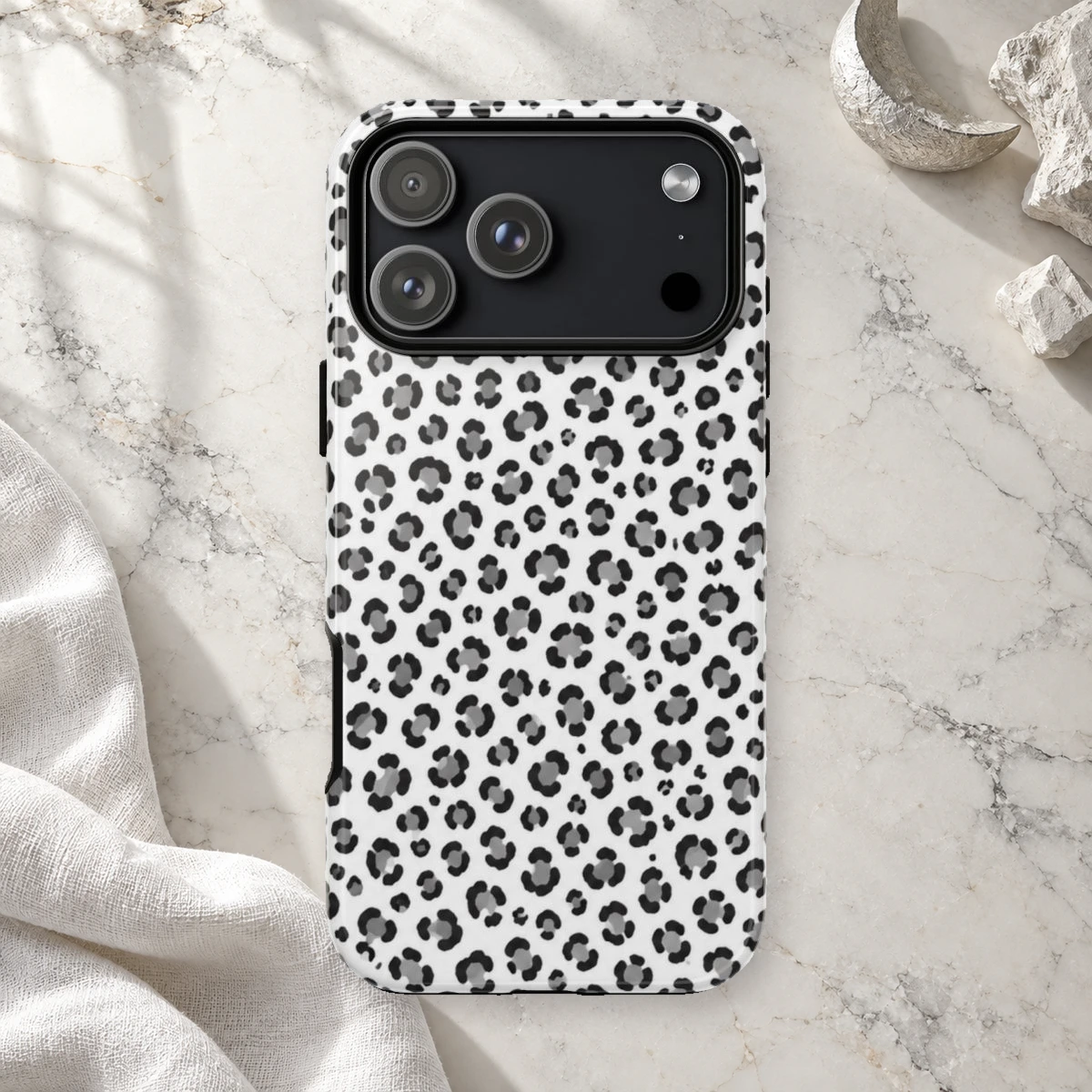 White Leopard phone case print