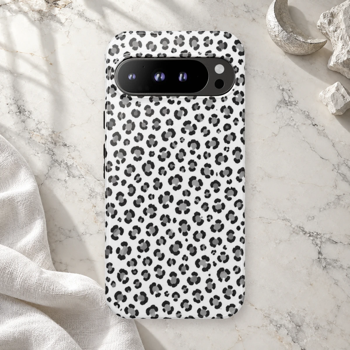 White Leopard phone case print