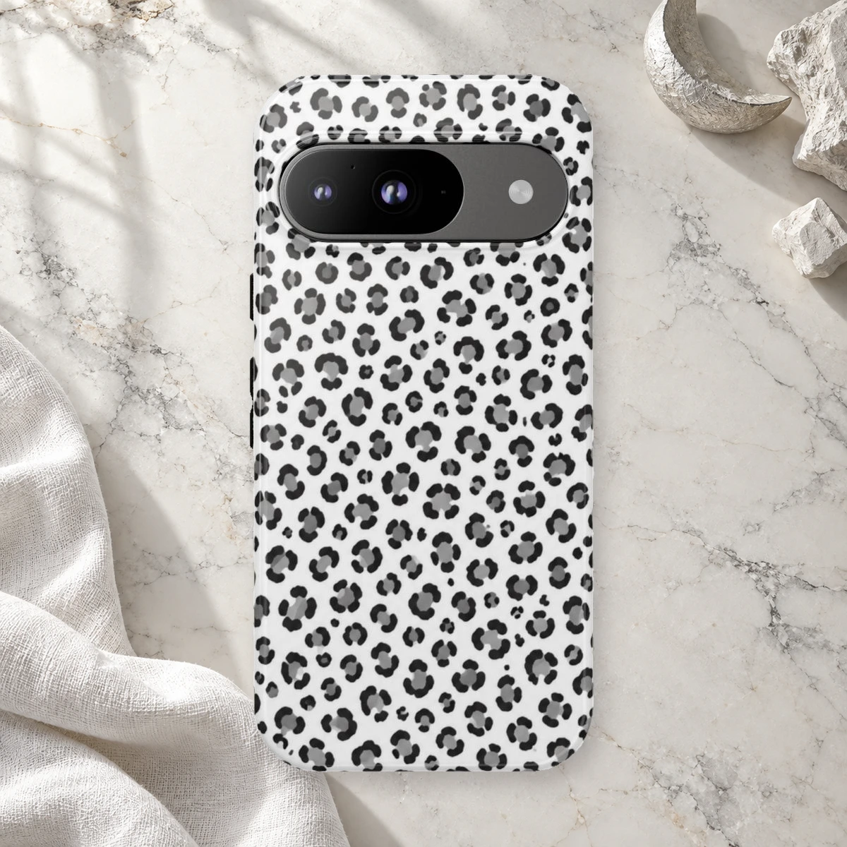 White Leopard phone case print
