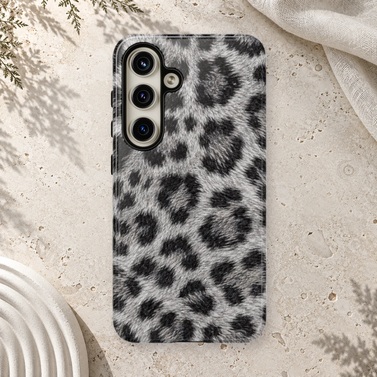 White Leopard phone case print