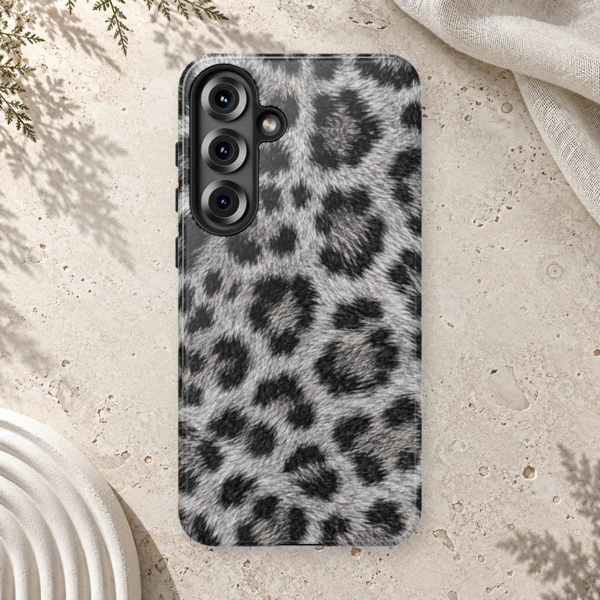 White Leopard phone case print