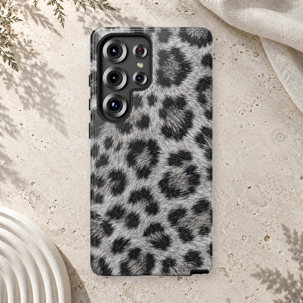 White Leopard phone case print