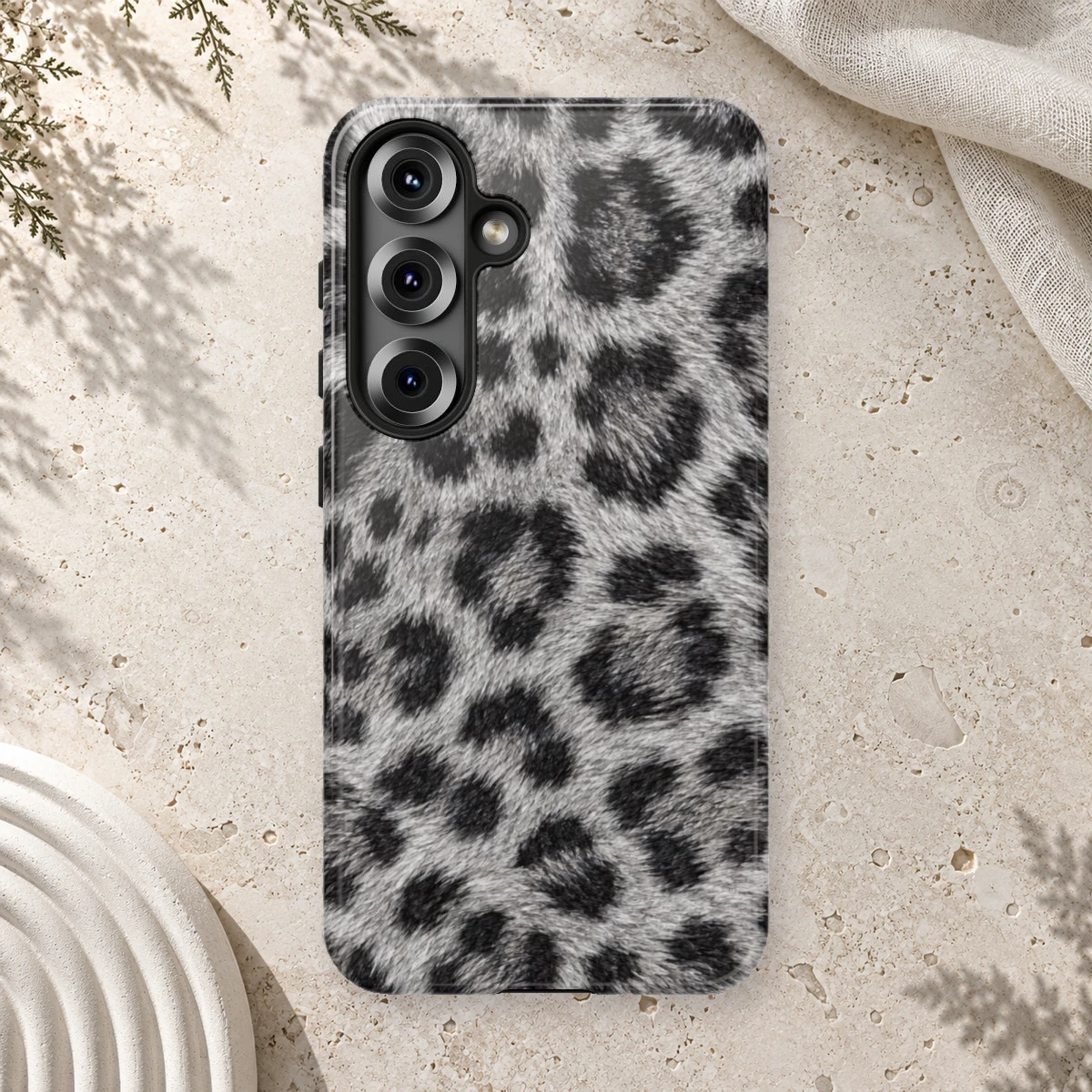 White Leopard phone case print